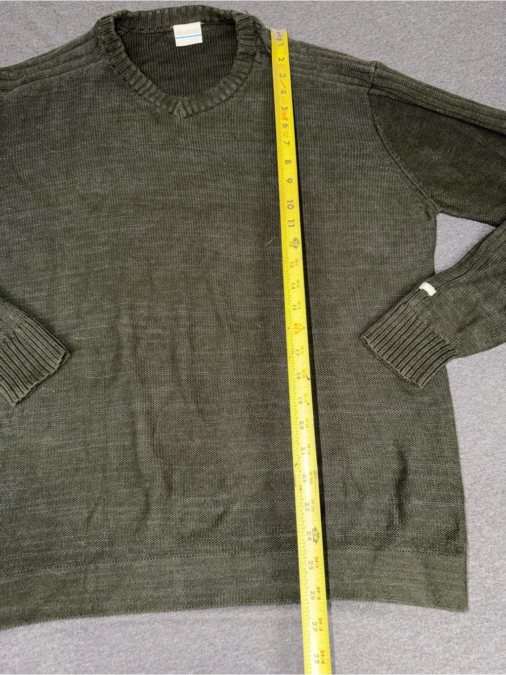 Men's Columbia Sweater in Olive Green Size XL